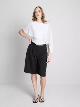 Köpenyszerű bodysuit
