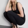 Krepp anyagú, lábszárpántos leggings