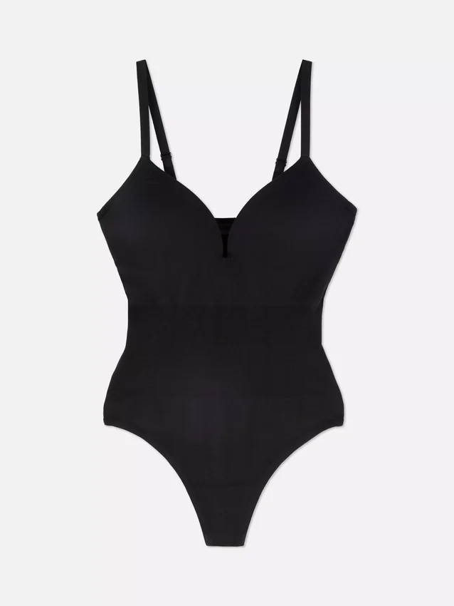 Kupakos tangás body