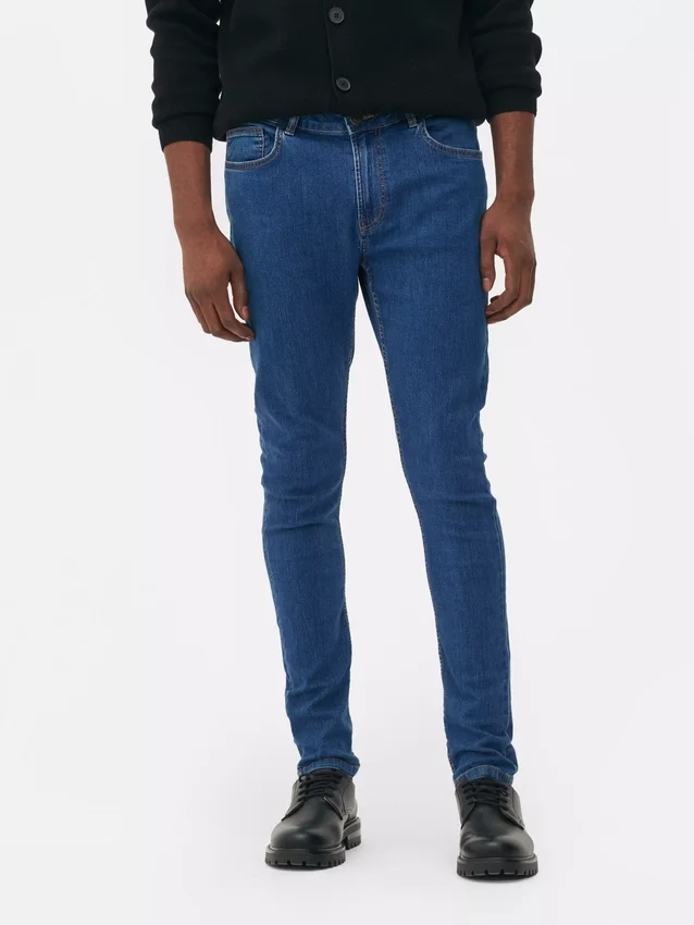 Közepes derékmagasságú skinny farmer