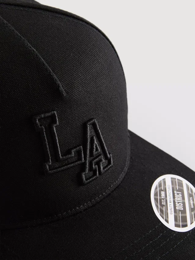 La baseball sapka