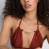 Lánc díszítésű háromszög alakú bikini felső