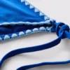 Öltéses részletekkel díszített, oldalán megkötős bikini alsó