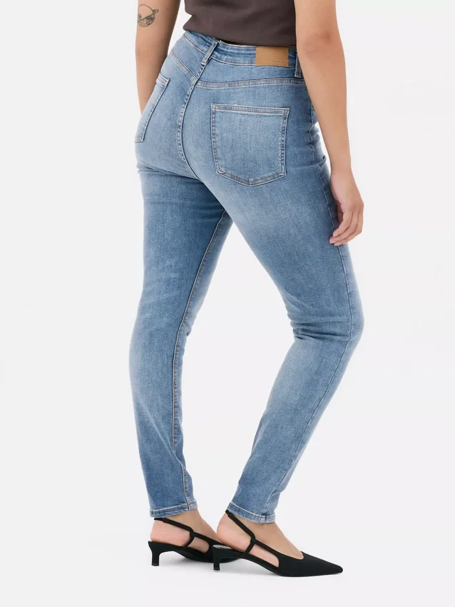 Magas derekú skinny farmer
