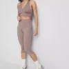 Magas derekú, sportos capri leggings