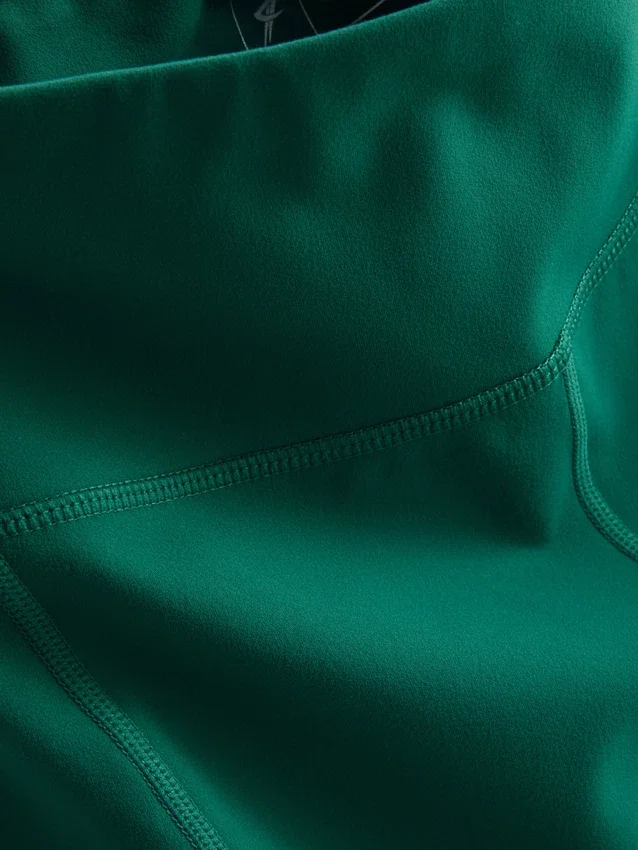 Magas derekú, sportos capri leggings