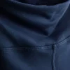 Magas derékú, sima tartású, táguló szárú sportlegging