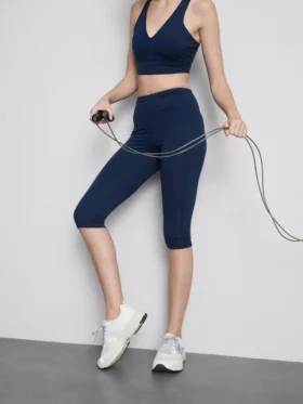 Magas derékú, sima, támasztó aktív capri leggings