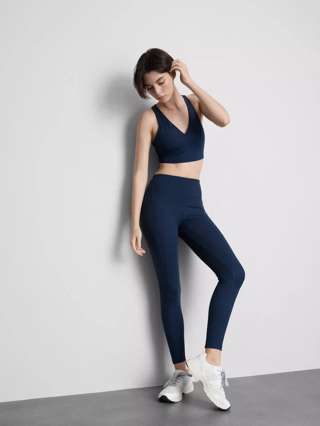 Magas derékú, sima, támasztó sportlegging
