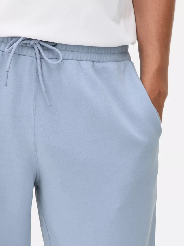 Manszetes joggingnadrág