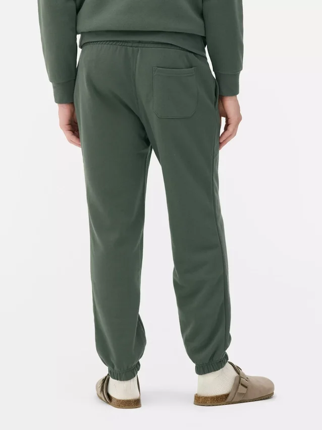 Manszetes joggingnadrág