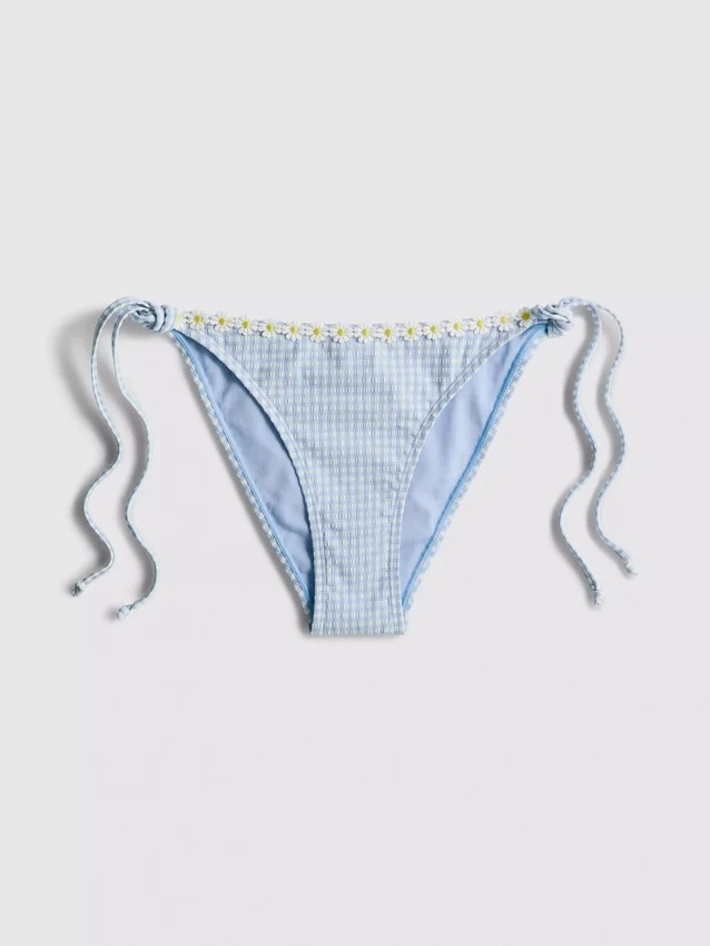 Margarétás szegélyű kockás bikini alsó
