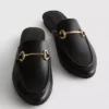 Műbőrből készült, szájkosár-motívumú papucs-loafer