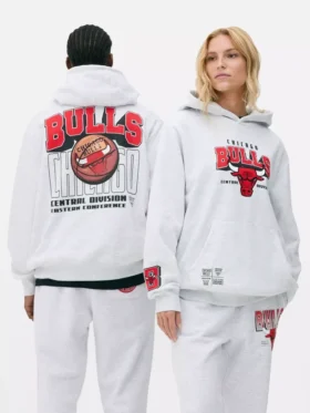 NBA Chicago Bulls logós kapucnis pulóver