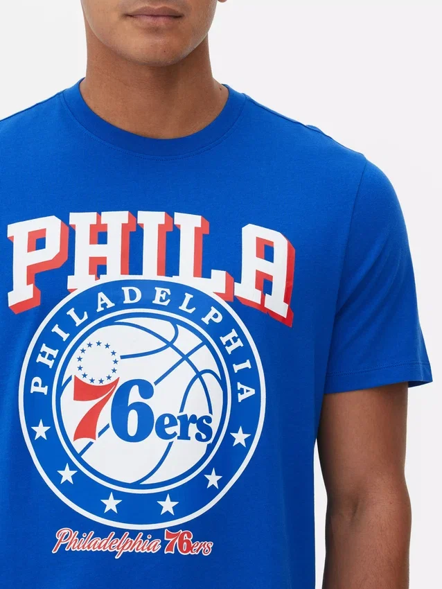 NBA Philadelphia 76ers grafikás póló