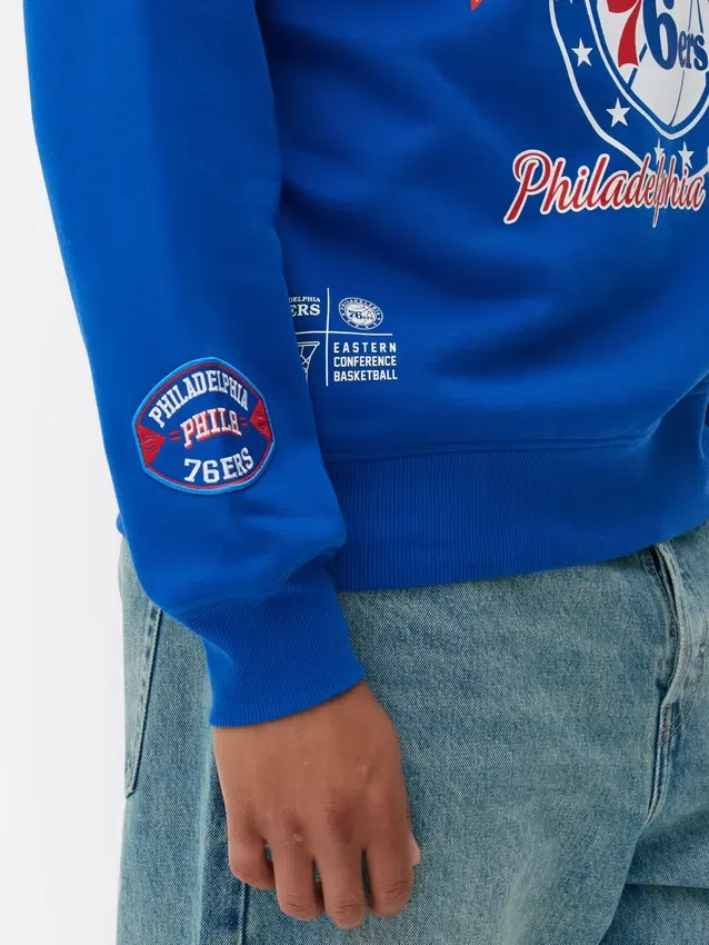 NBA Philadelphia 76ers grafikás pulóver