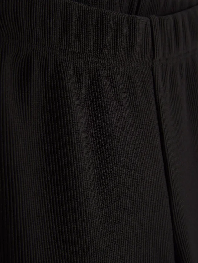 Oszmán stílusú, tágas szárú leggings
