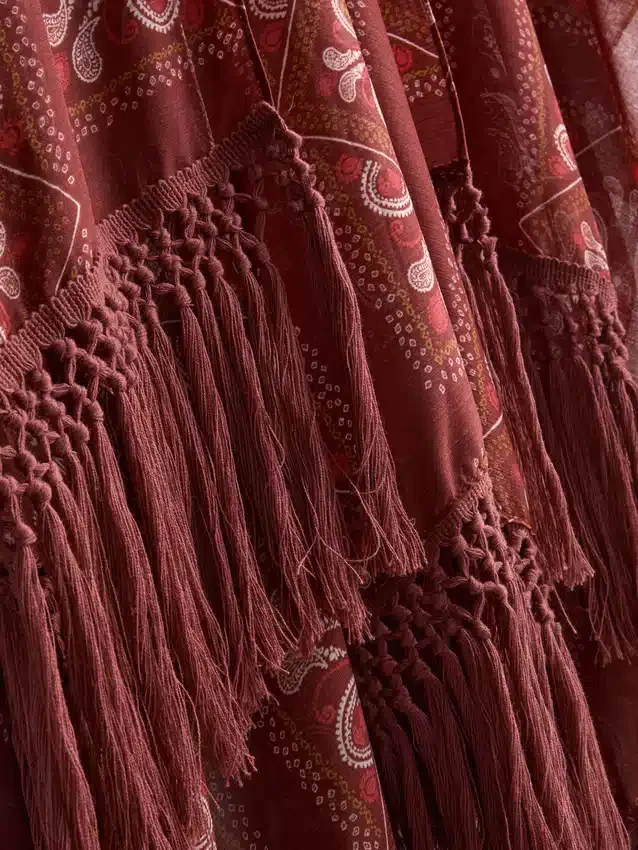Paisley mintás, rojtos köpeny