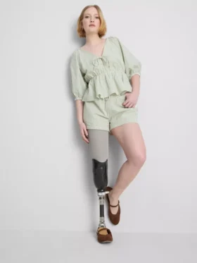 Pamut csíkos seersucker rövidnadrág