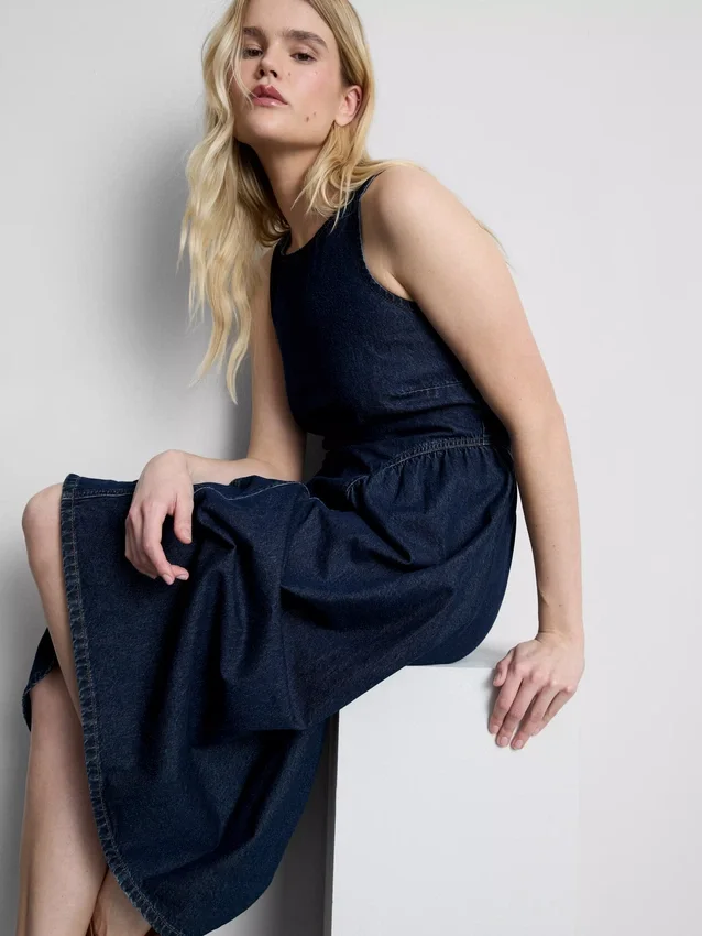 Pamut denim, alacsony derékvonalú midi ruha