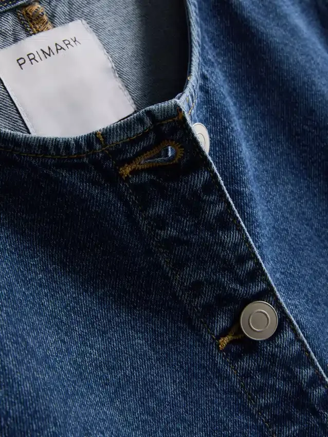 Pamut denim, derékban szűkített, rövid ujjú felső