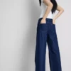 Pamut denim, közepes derékmagasságú, széles szárú farmer