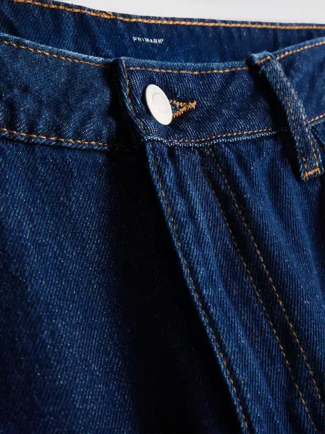 Pamut denim, közepes derékmagasságú, széles szárú farmer