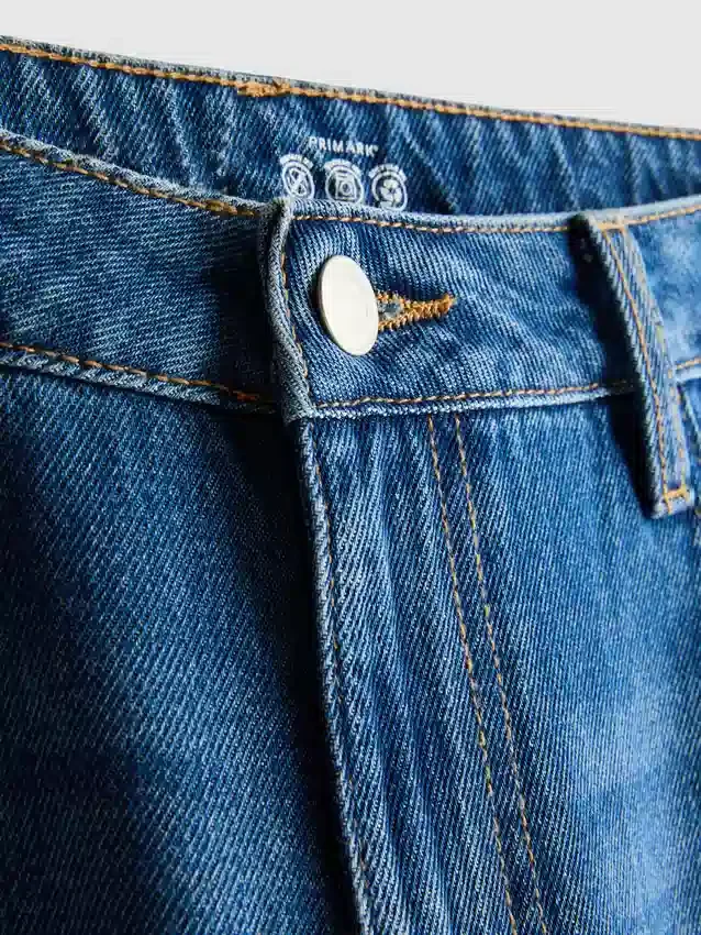 Pamut denim, közepes derékmagasságú, széles szárú farmer