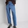 Pamut denim magas derekú, keskeny szárú farmer
