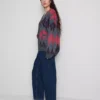 Pamut denim magas derekú, keskeny szárú farmer