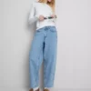 Pamut denim magas derekú, keskeny szárú farmer