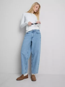Pamut denim magas derekú, keskeny szárú farmer