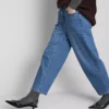 Pamut denim magas derekú, keskeny szárú farmer