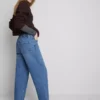 Pamut denim magas derekú, keskeny szárú farmer