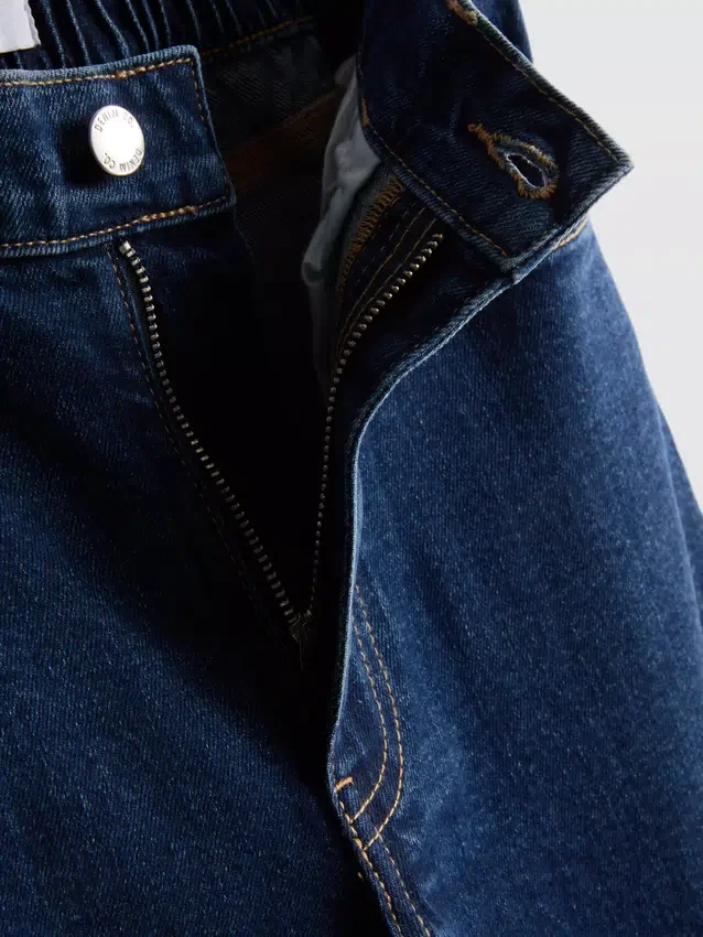 Pamut denim magas derekú, keskeny szárú farmer