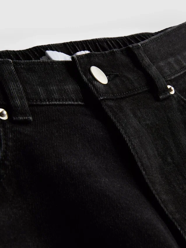 Pamut denim magas derekú, keskeny szárú farmer