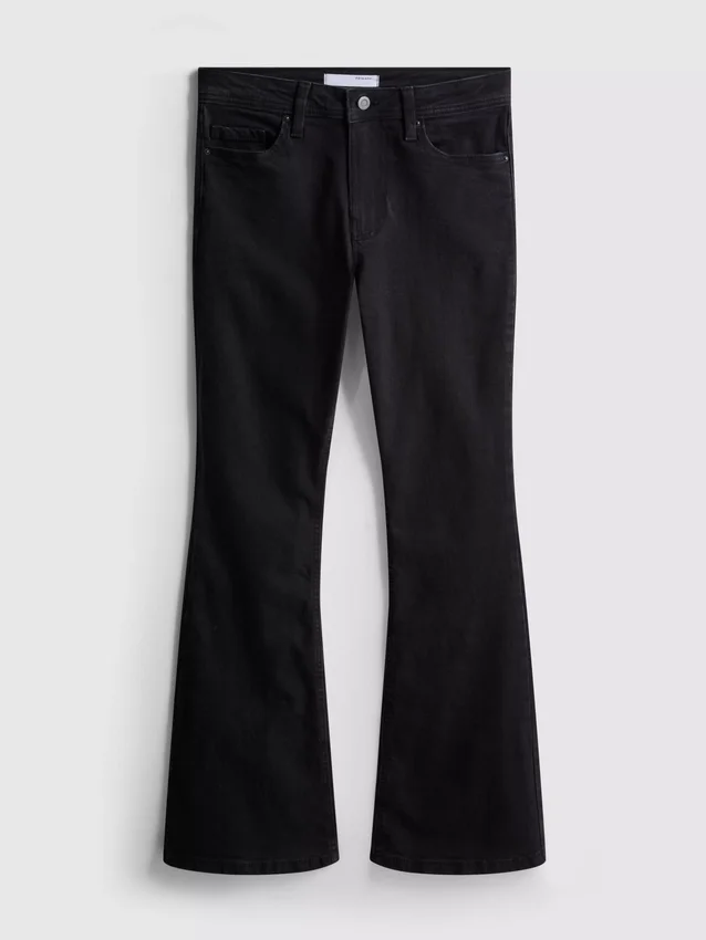 Pamut denim, tágas szárú, közepes derékmagasságú farmer