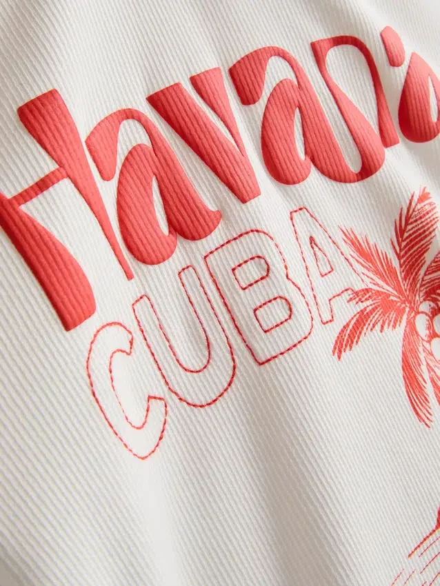 Pamutban gazdag, grafikás Havana babapóló