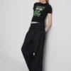 Pamutban gazdag, zöld, redős „Green Day” babapóló