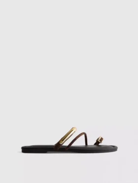 Paula Echevarría lábujjköztartós szandál