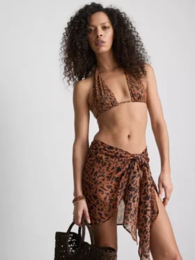 Paula Echevarría leopárdmintás nyakpántos bikini felső