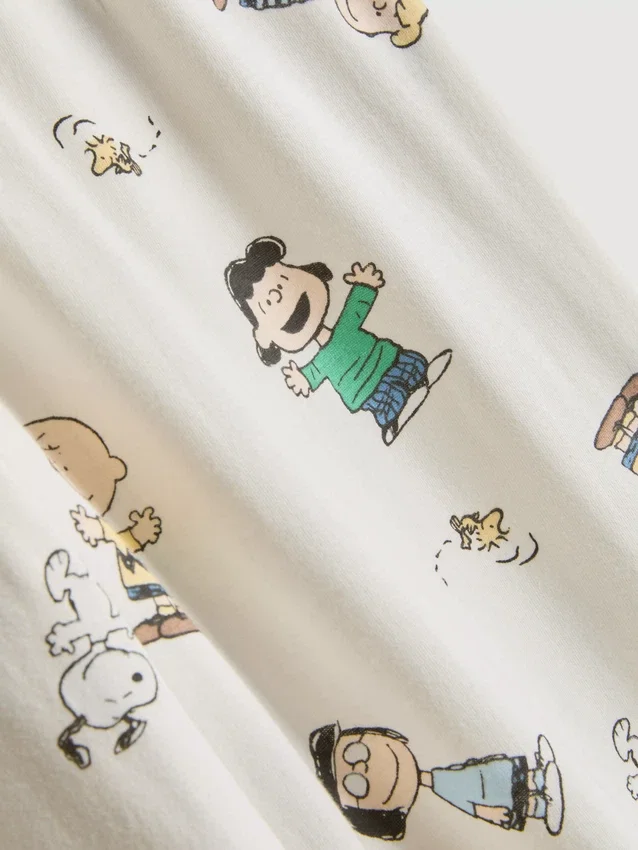 Peanuts Snoopy grafikás karakteres pizsama