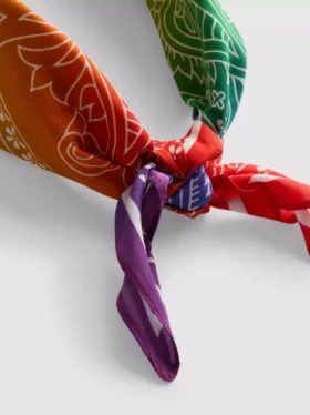 Pride bandana sál