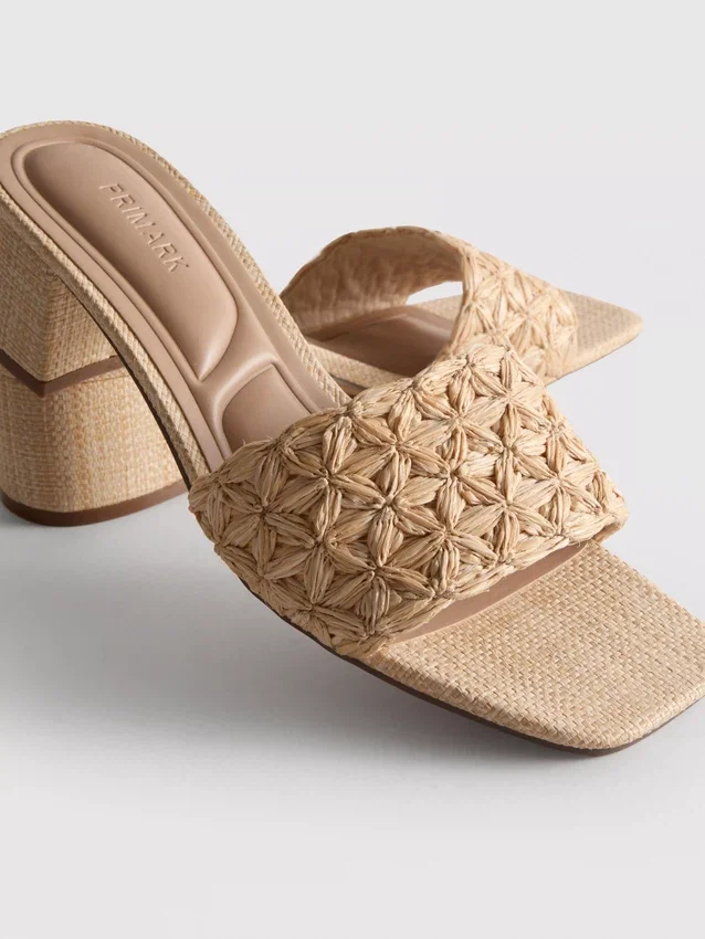 Raffia blokktalpú papucs