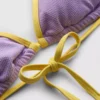Ráncos, kontrasztos háromszög alakú bikini felső