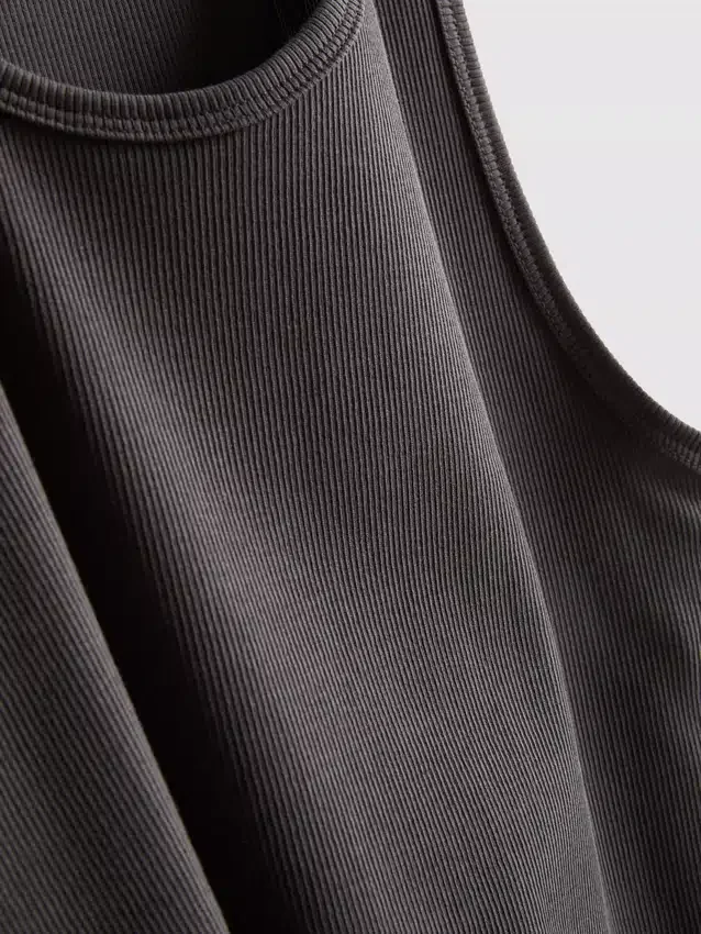 Slim fit bordás póló