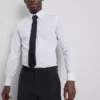 Slim fit, rugalmas, gombos ing