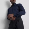Slim fit, rugalmas, gombos ing