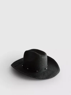 Szegélyezett szalmacowboy-kalap