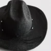 Szegélyezett szalmacowboy-kalap